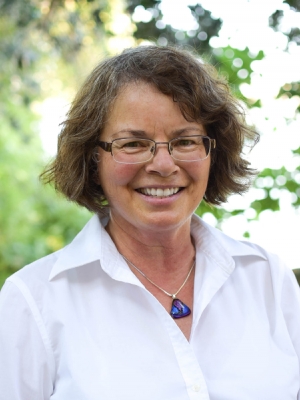 Agent Photo - Mary Benson
